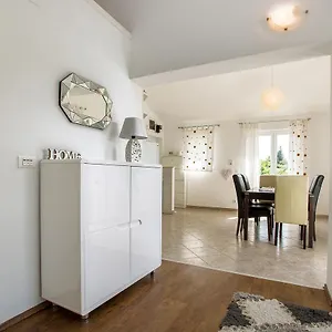https://apartment-lidija-stobrec.splithotels.org